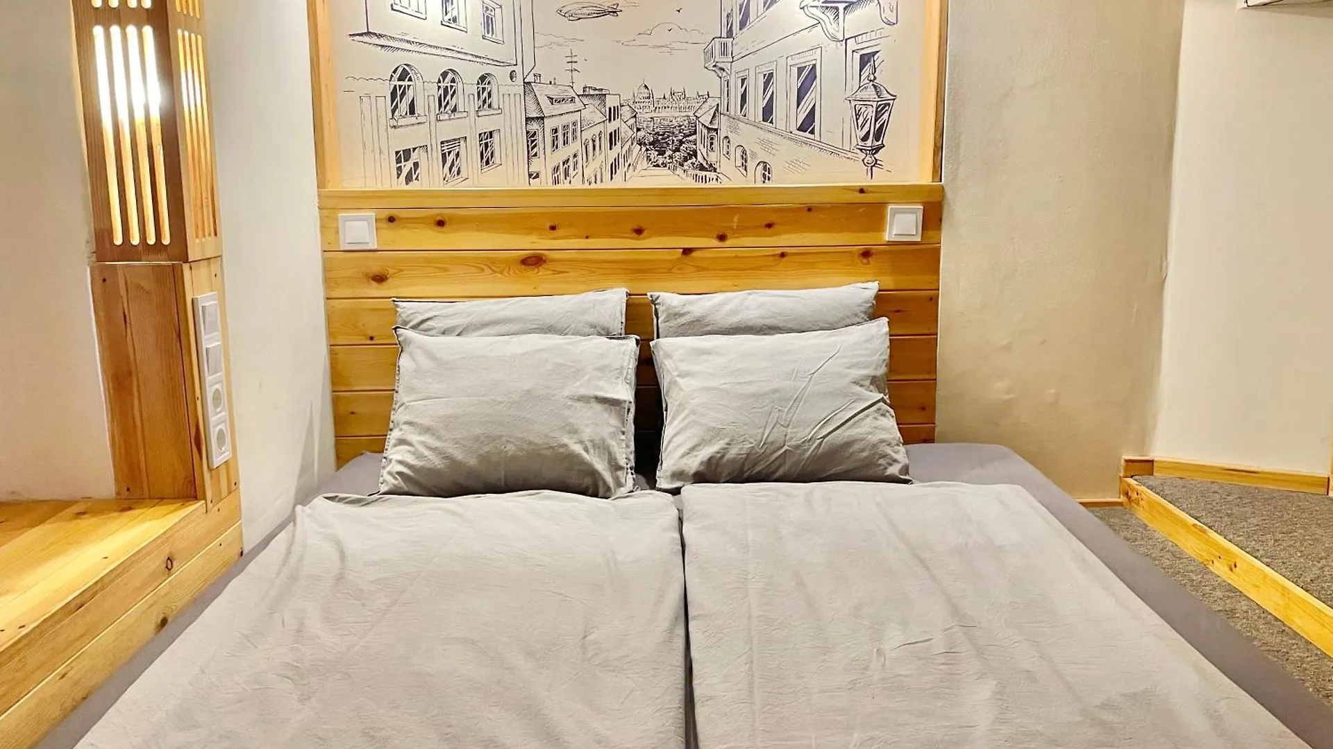 בודפשט Lavender Circus Hand Drawn Apartments
